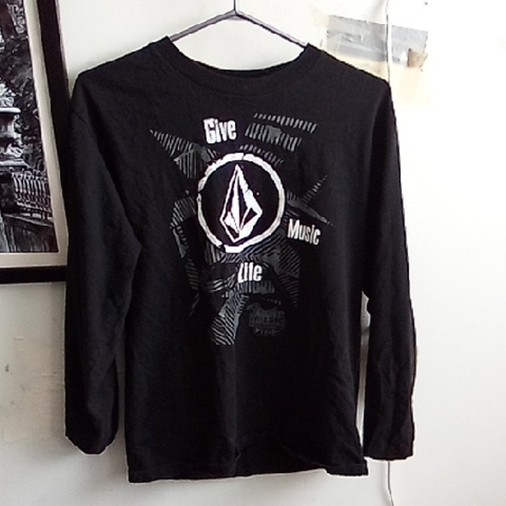 Volcom Black Long Sleeve Tee with Graphic Design